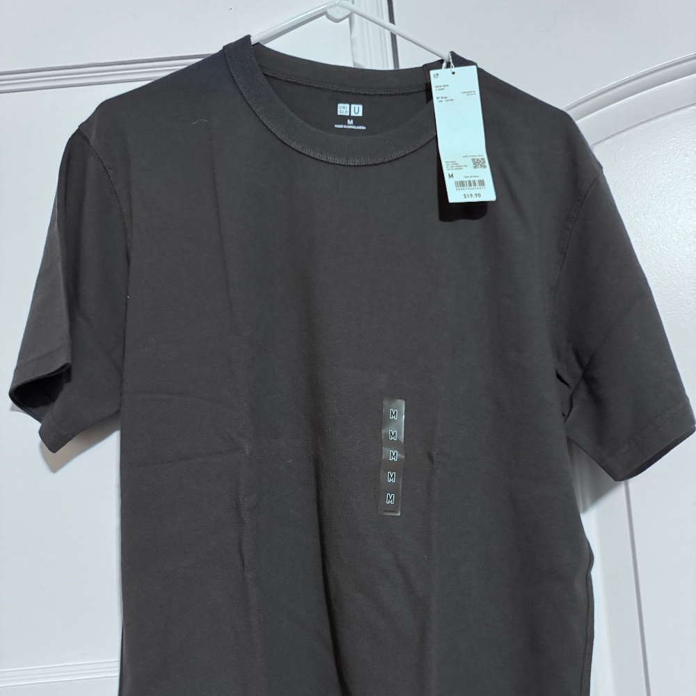 Uniqlo Gray 100% cotton T-shirt